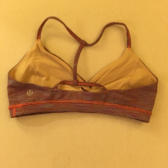 RARE Lululemon hyperstripe Pranayama sports bra 4 - Picture 3 of 5
